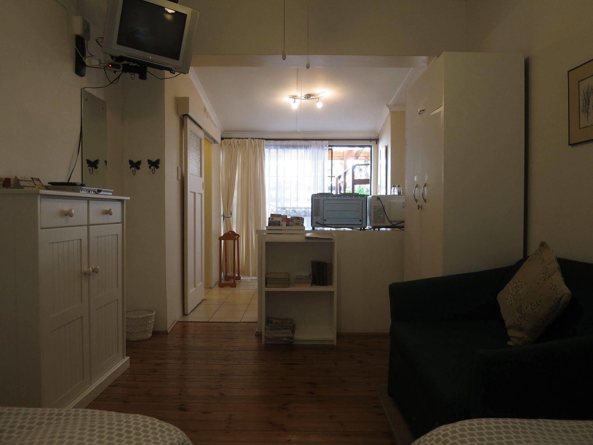 Dempsey'S Self-Catering Guest House Port Elizabeth Zewnętrze zdjęcie