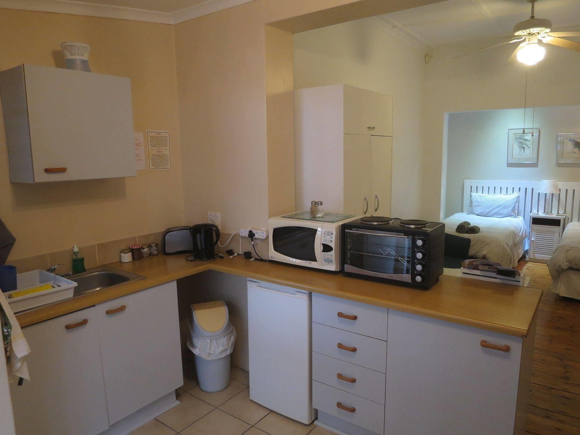 Dempsey'S Self-Catering Guest House Port Elizabeth Zewnętrze zdjęcie